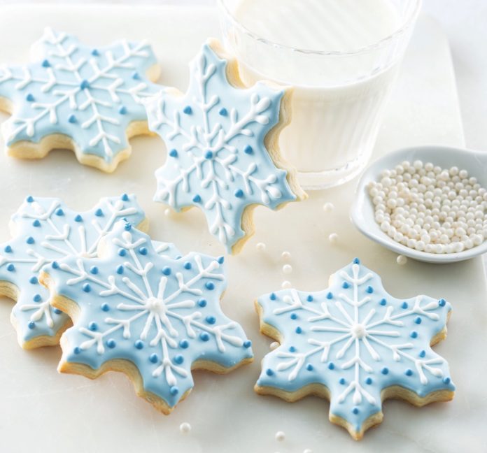 Snowflake Cookies royal icing