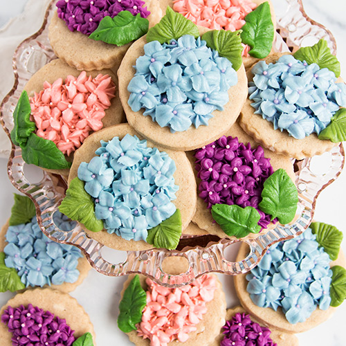 flower decorated cookies